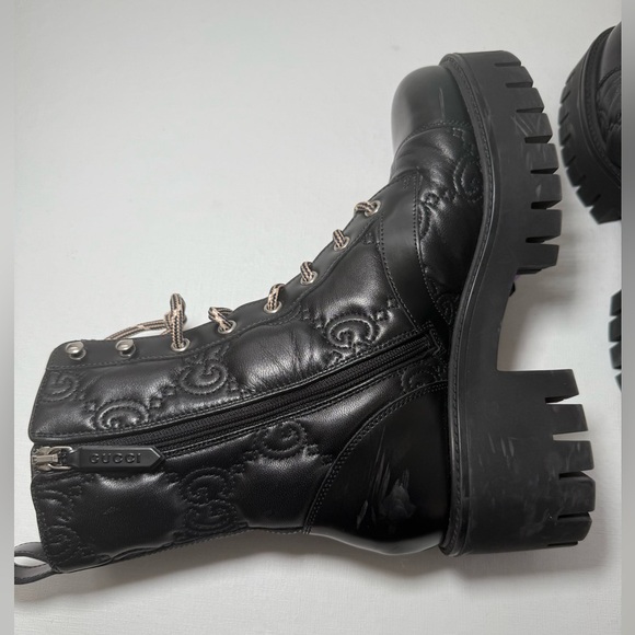 Gucci Black Combat Boots with Chunky Sole, Zipper and Lace-Up Design, 37.5EU - Picture 7 of 11